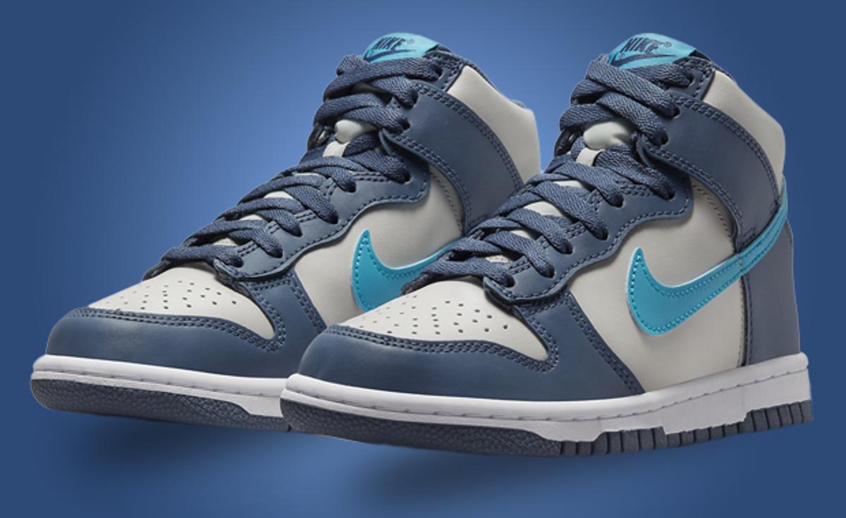 Light Bone And Blue Lightning Cover This Nike Dunk High