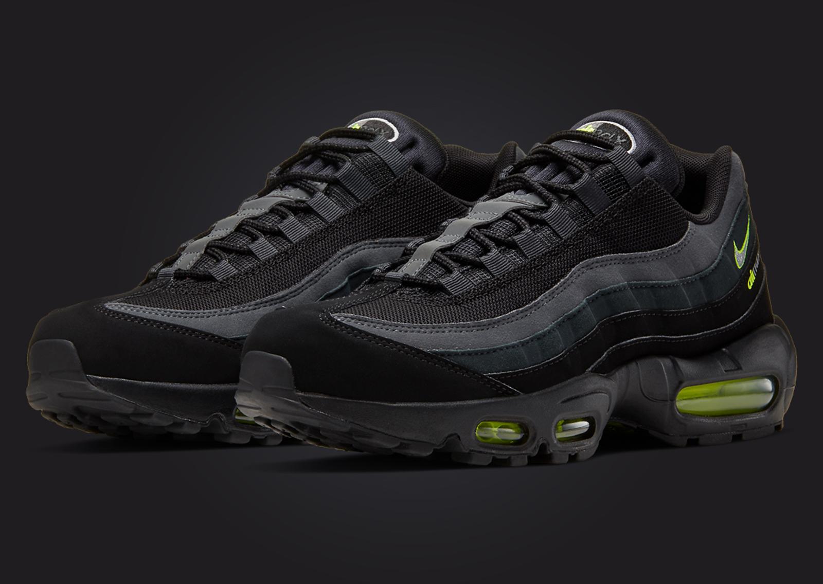 Nike Air Max 95 Retro Logo Black Volt Angle