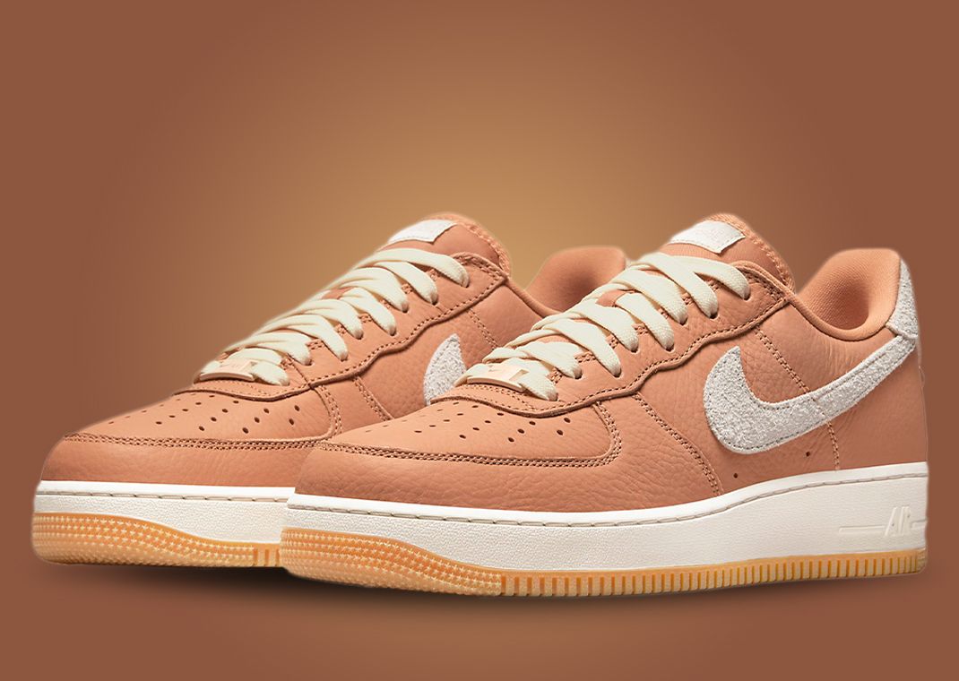 Air force deals 1 salmon