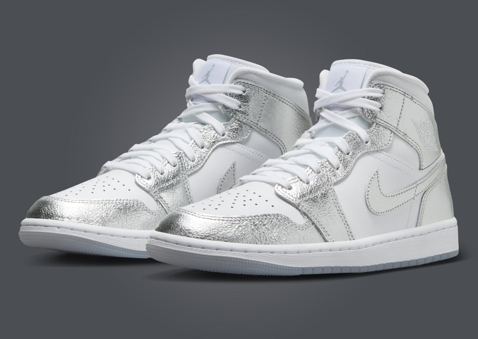 Air Jordan 1 Mid SE Metallic Silver (W) Angle