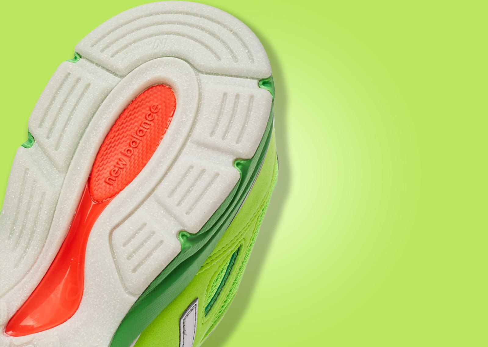 DTLR Exclusive New Balance 990v4 Mistletoe (GS) Outsole Detail