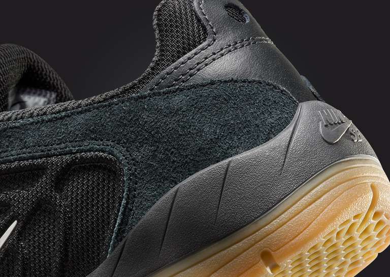 Nike SB Vertebrae Black Gum Heel Detail