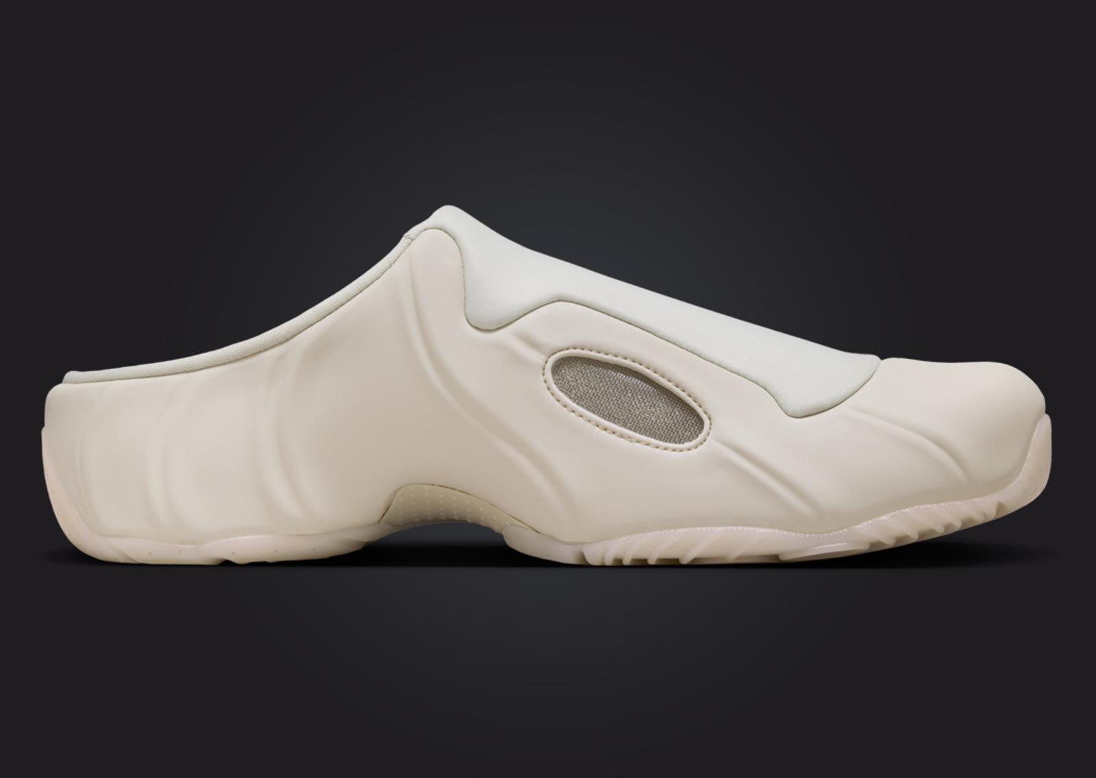 Nike Clogposite Cream Medail