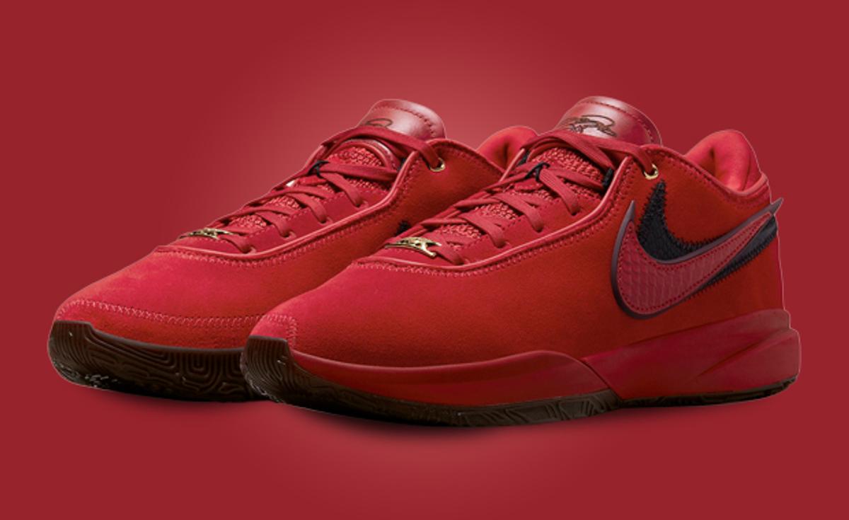 Liverpool F.C.’s Color Scheme Takes Over This Nike LeBron 20