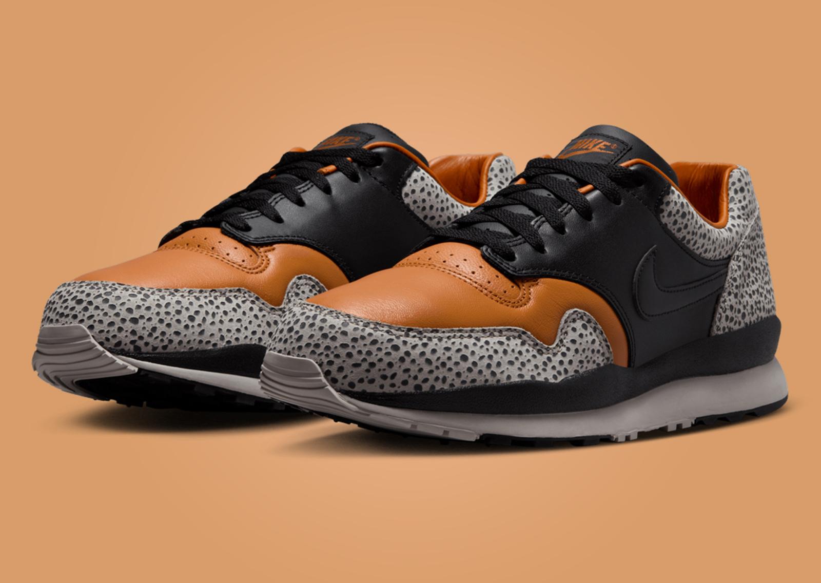 Nike Air Safari OG Angle