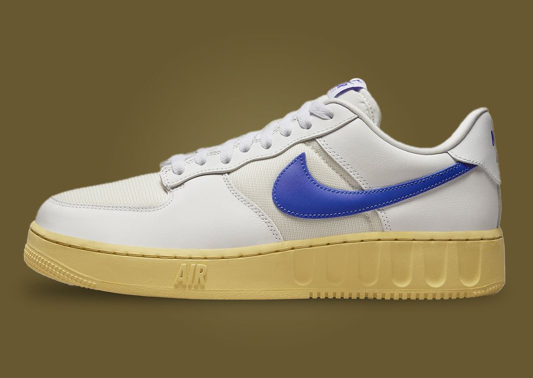 Air force 1 low store oversized swoosh white racer blue