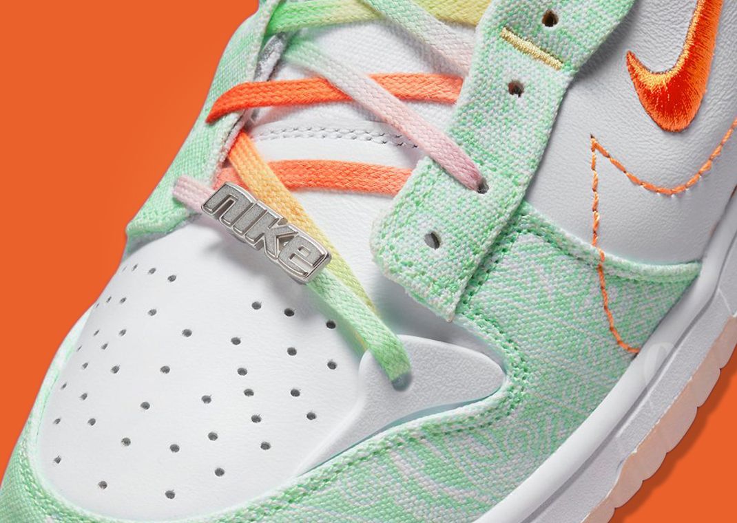 グリーンアップル   デーース Green Paisley Takes Over This Nike Dunk Low Disrupt 2