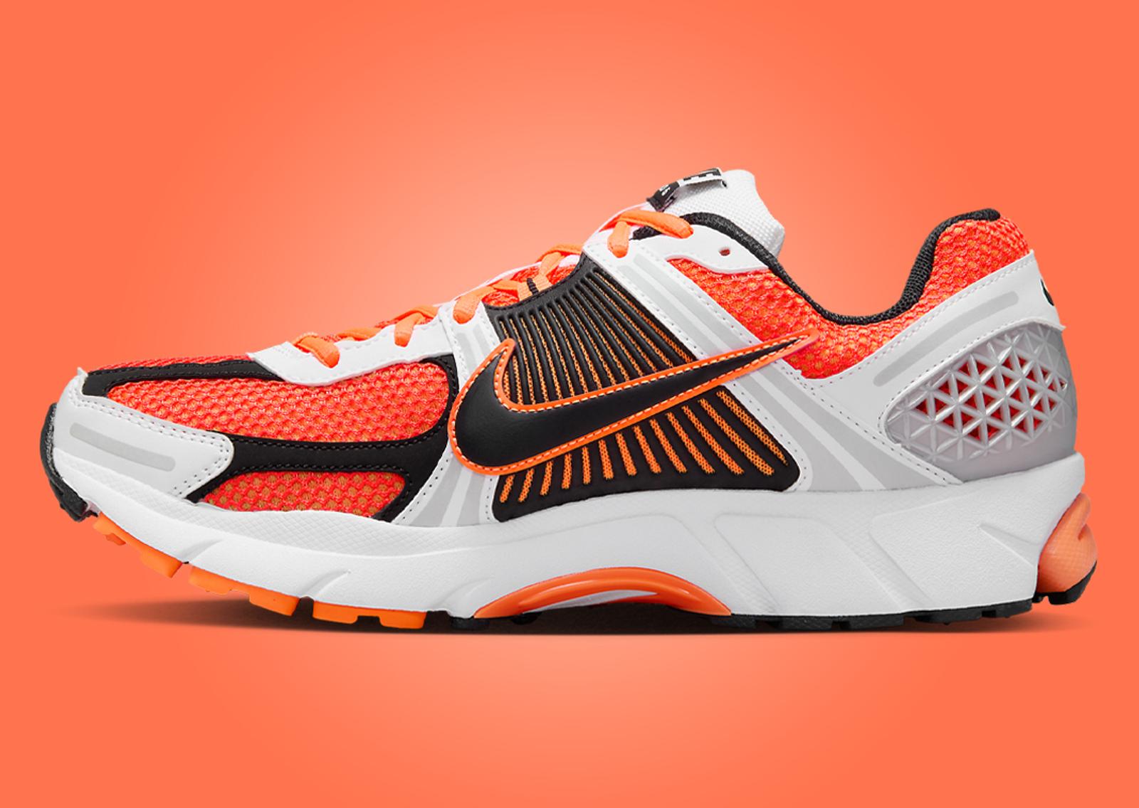 Nike Zoom Vomero 5 Total Orange Medial