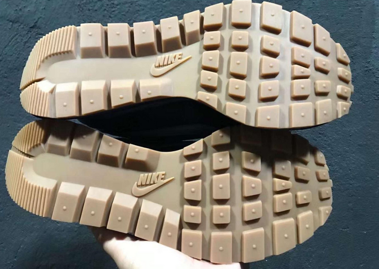 The sacai x Nike LD Vaporwaffle Returns in 2024