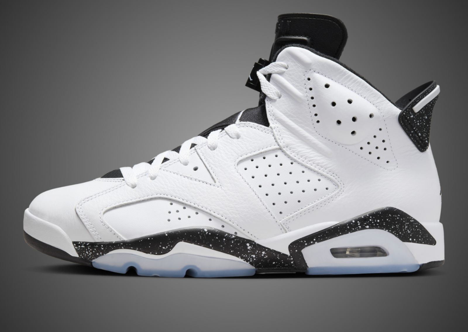 Air Jordan 6 Retro Reverse Oreo Lateral