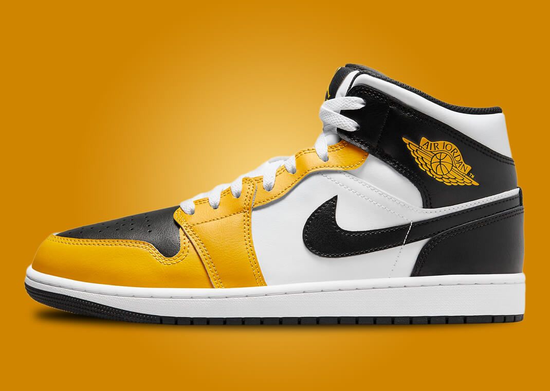 Black yellow clearance jordan 1 mid