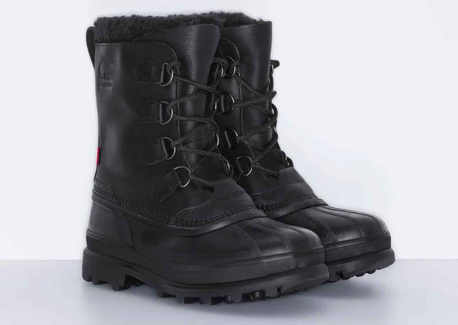 Supreme x SOREL Caribou Boot Black Angle