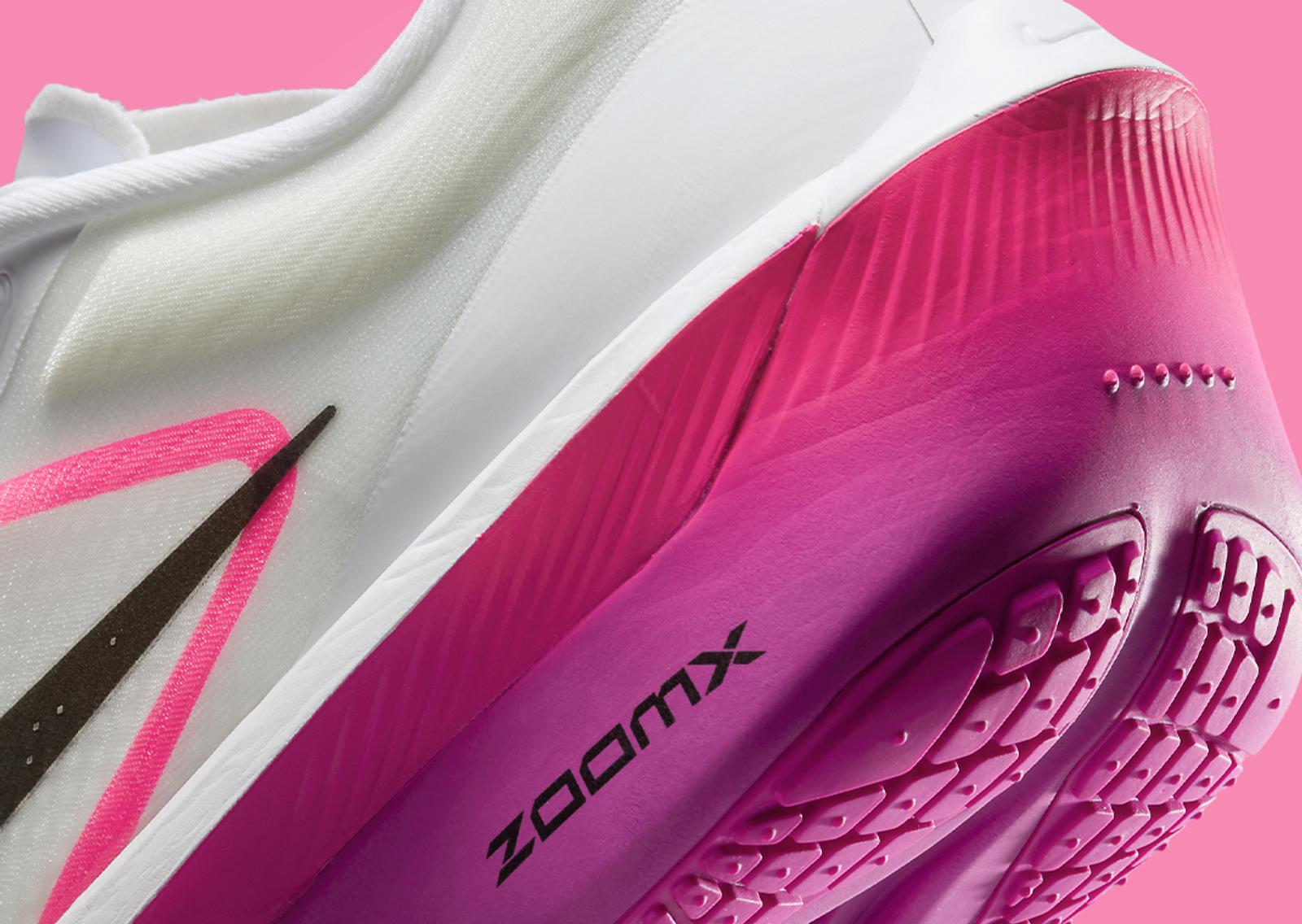 Nike Zoom Fly 6 Vivid Grape Hyper Pink Heel Detail