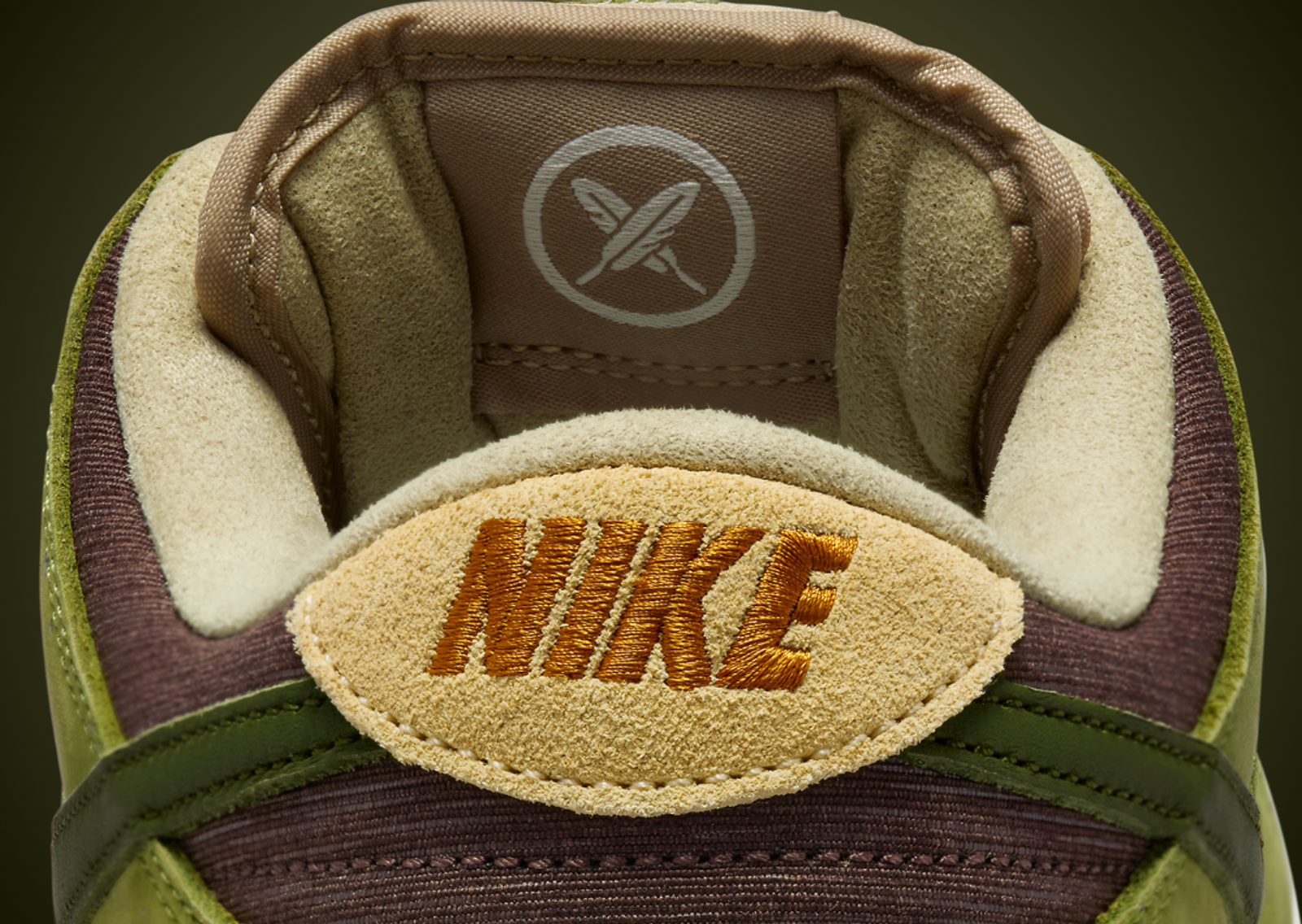 Yuto Horigome x Nike SB Dunk Low Asparagus TOngue Tag Detail