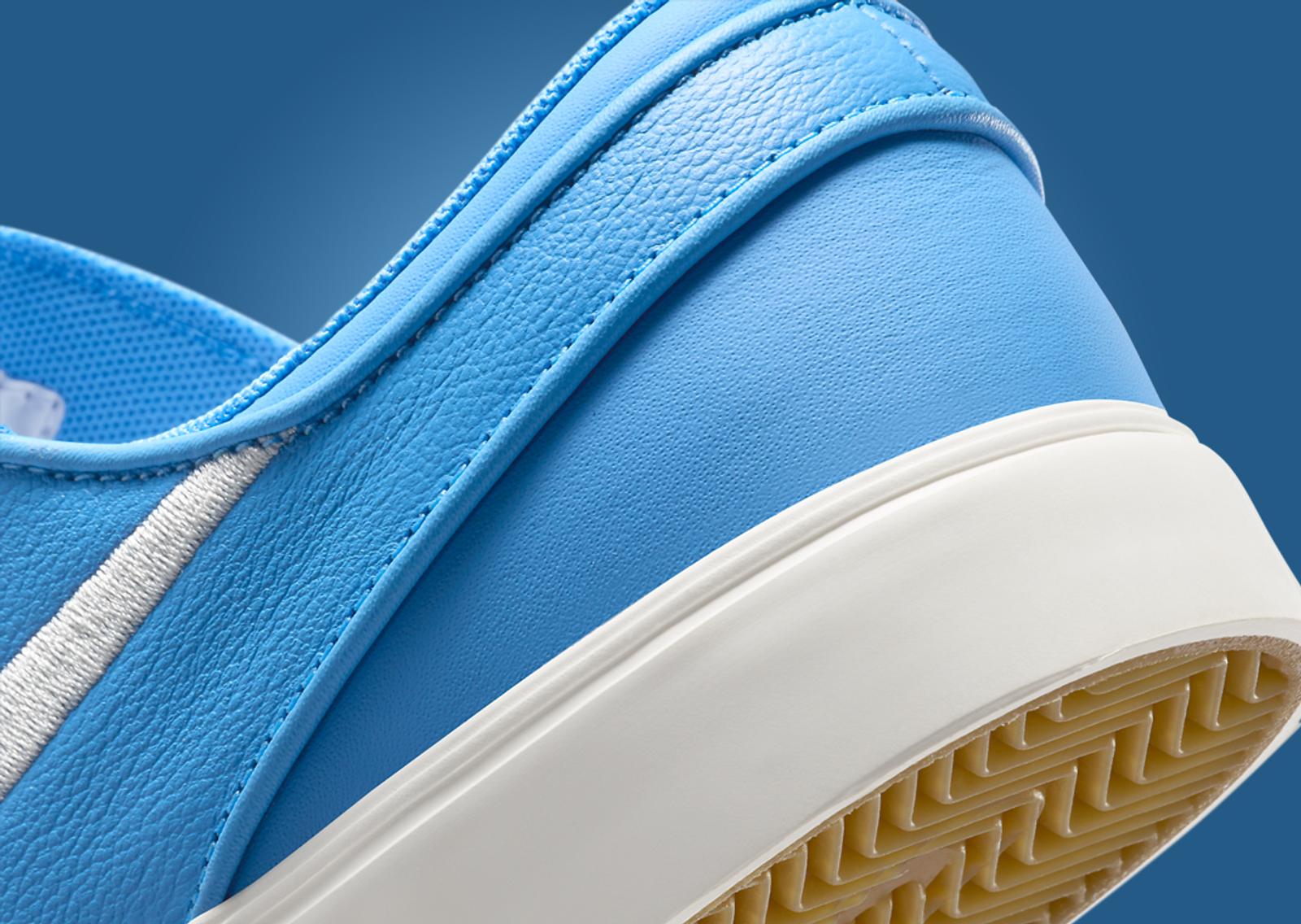 Nike SB Zoom Janoski OG+ ISO University Blue Heel Detail