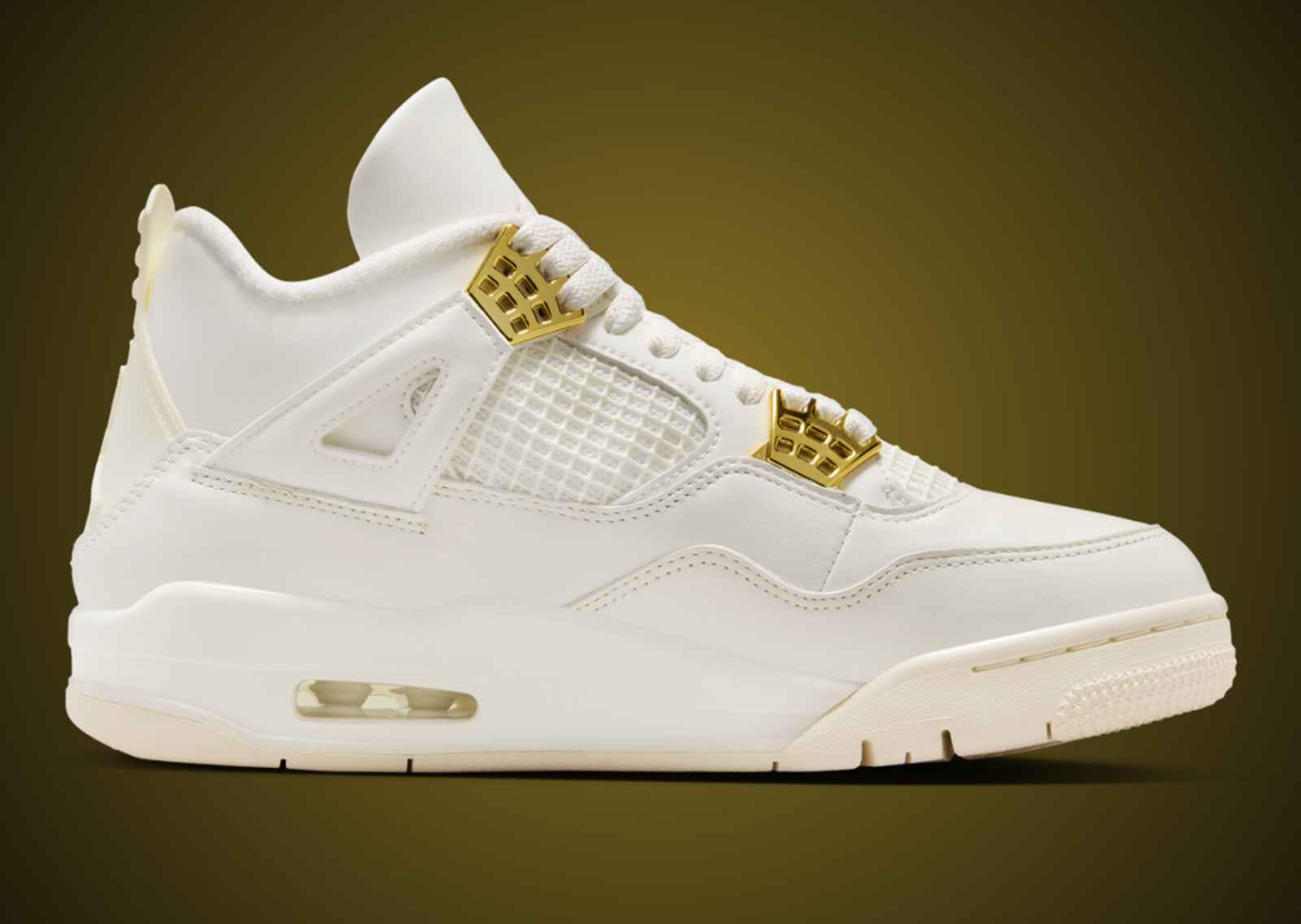 Air Jordan 4 Retro Metallic Gold (W) Medial