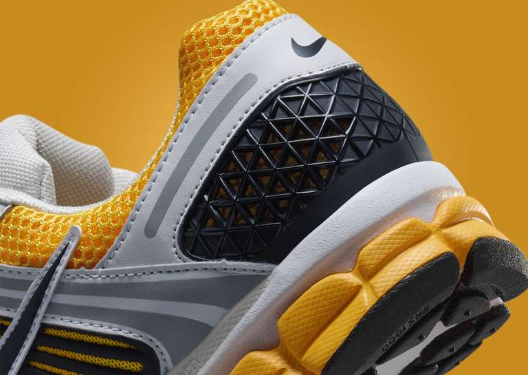 Nike Zoom Vomero 5 Photon Dust Laser Orange Heel Detail