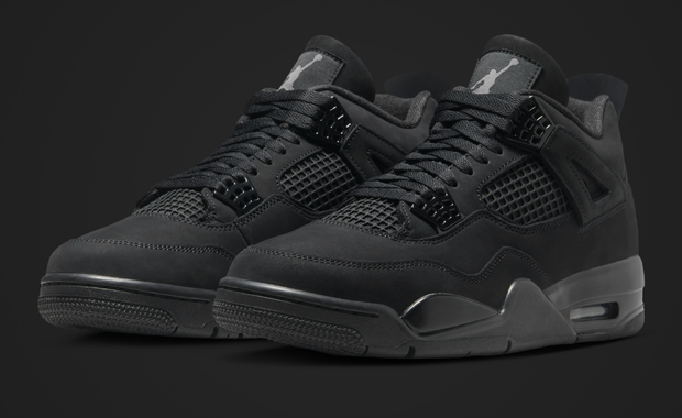 Air Jordan 4 Retro Black Cat (2025)