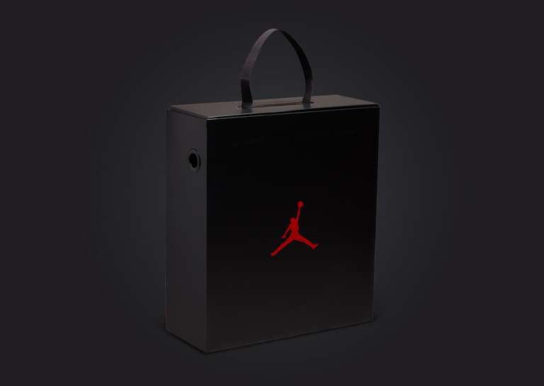 Air Jordan 1 Brooklyn Black Flat Pewter (W) Packaging
