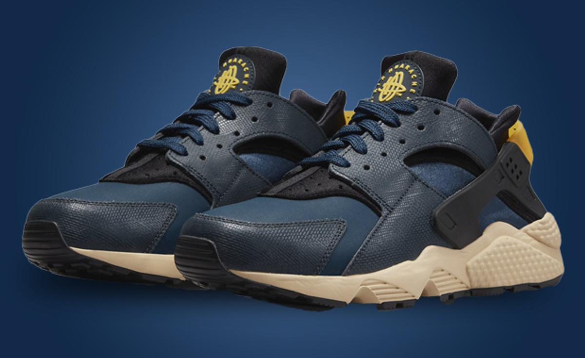 Nike's Air Huarache NBHD Armory Navy Is Made With Winter In Mind