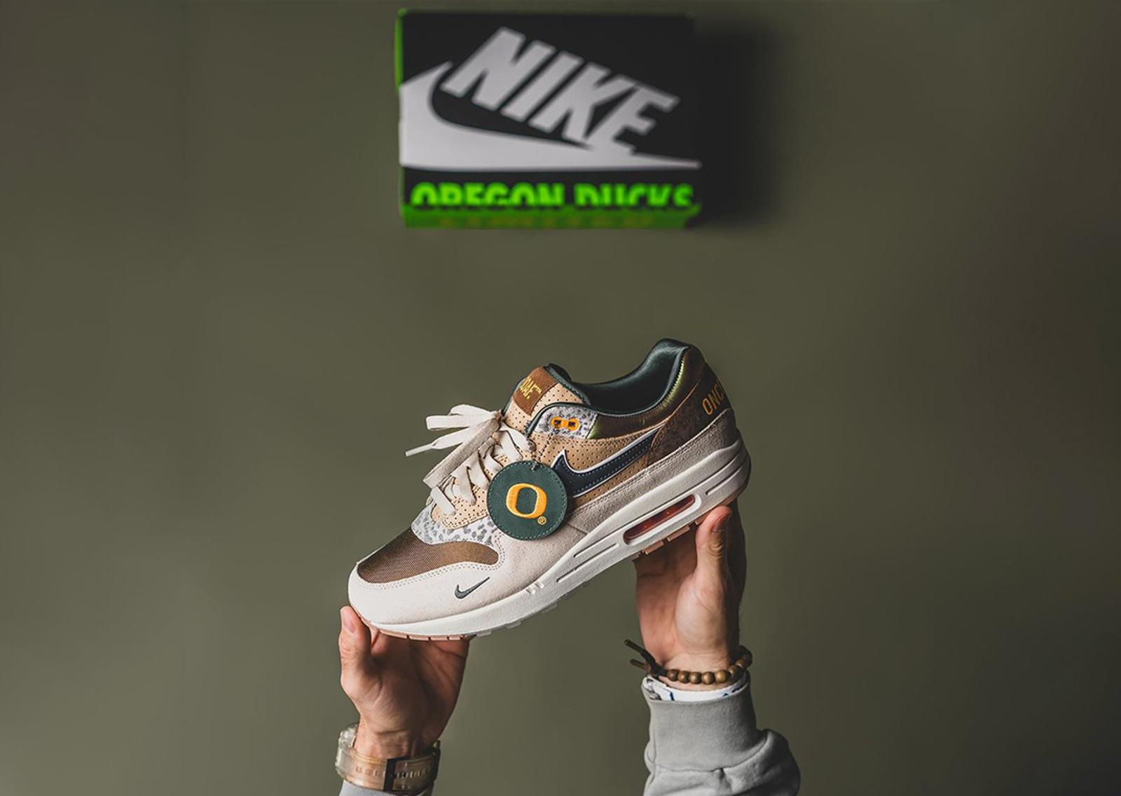 Division St. x Nike Air Max 1 '87 Premium University of Oregon PE In-Hand