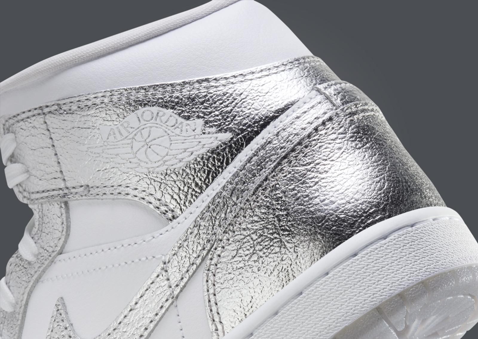 Air Jordan 1 Mid SE Metallic Silver (W) Heel