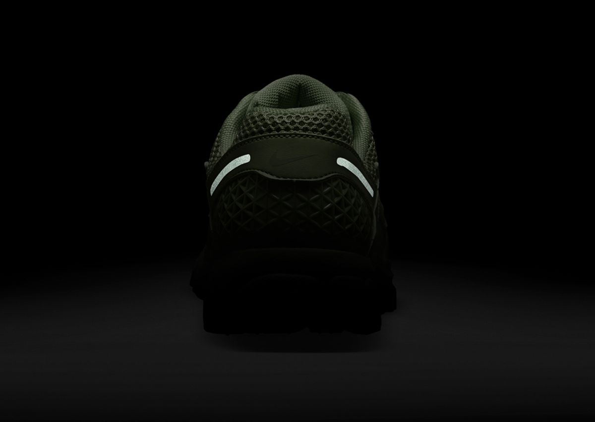 Nike Zoom Vomero 5 Chlorophyll 3M Back
