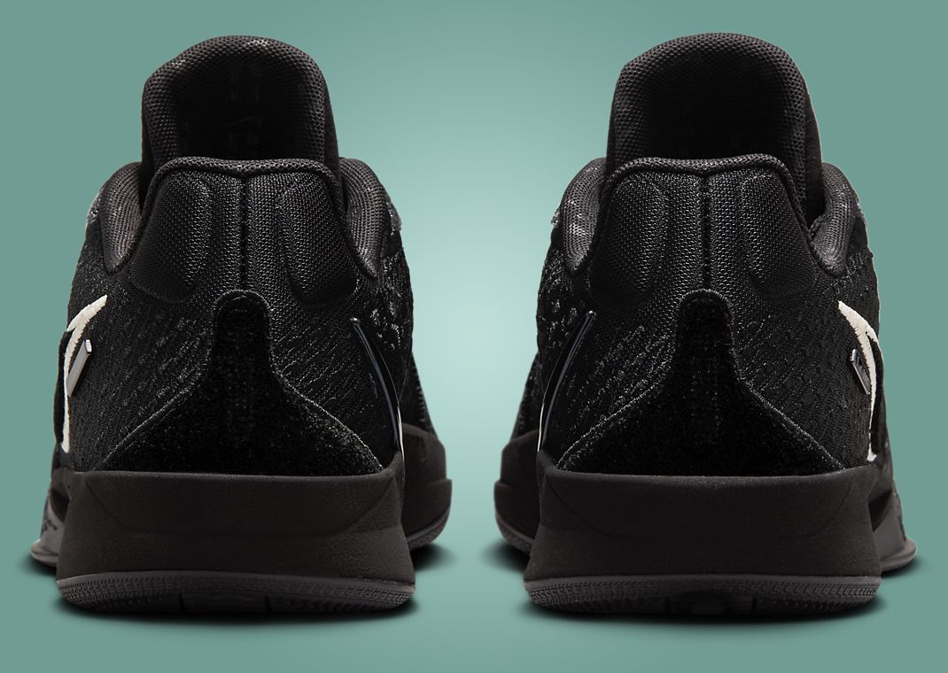 NIKE SABRINA 2 LX “Black Label” Nike Sabrina 2 WMNS 