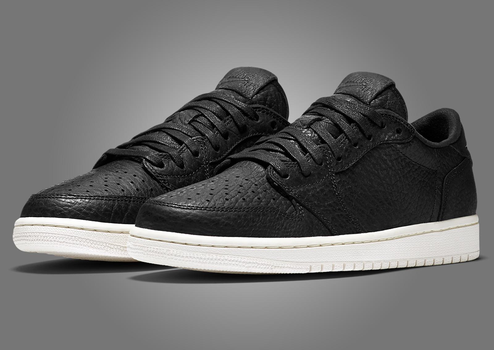 Air Jordan 1 Retro Low NS Black Angle