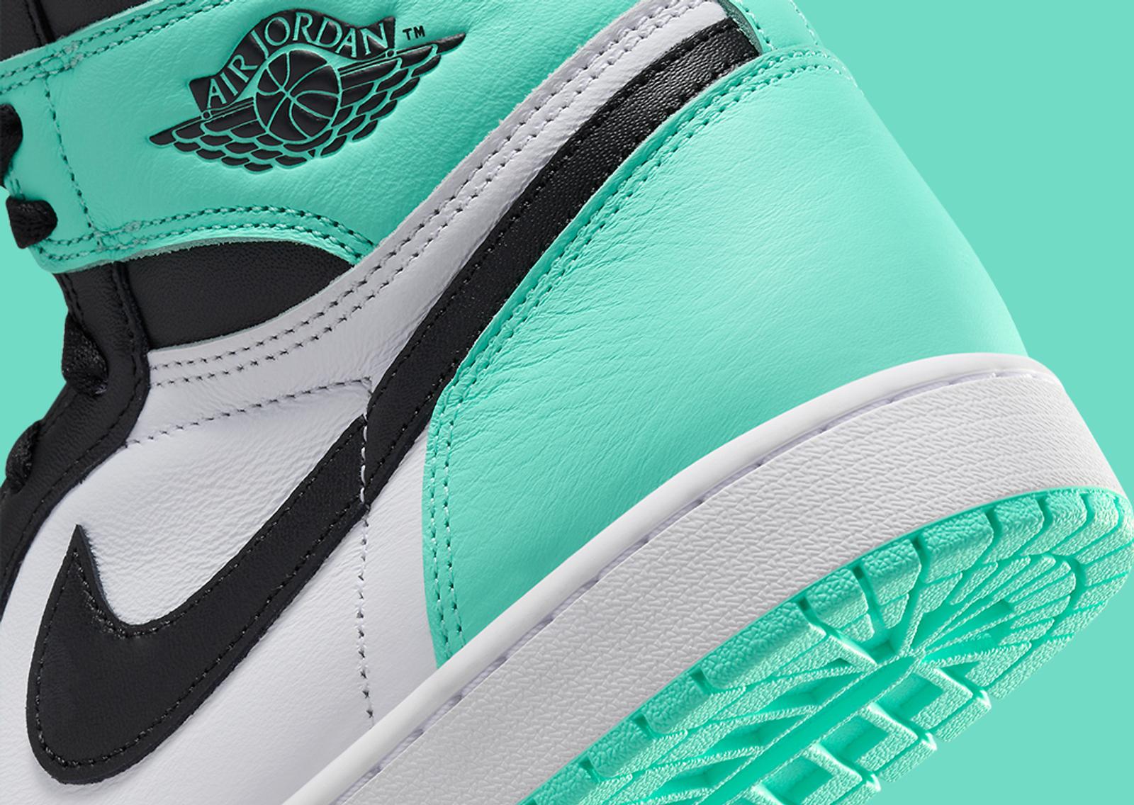 Air Jordan 1 Retro High OG Green Glow Heel Detail