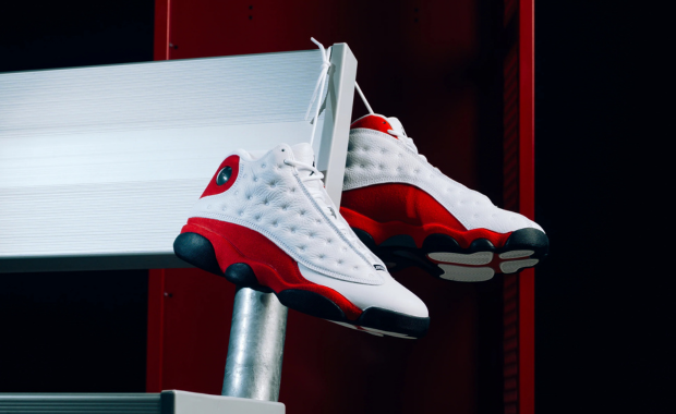 Air Jordan 13 Retro Chicago 