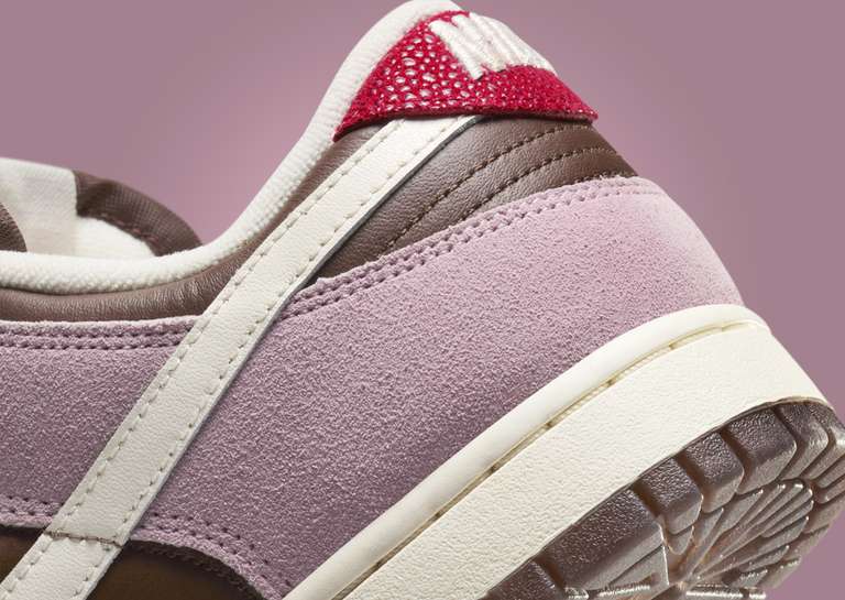Nike Dunk Low Neapolitan (W) Heel Detail