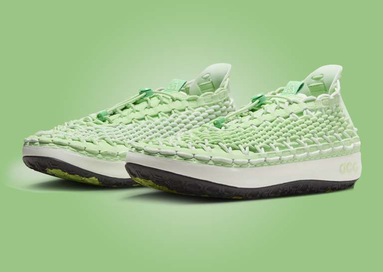 Nike ACG Watercat+ Vapor Green Angle