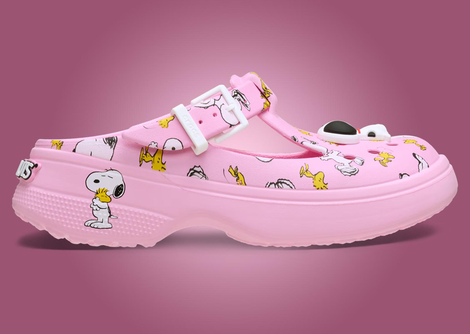 Peanuts x Crocs Mary Jane Clog Snoopy (W) Lateral