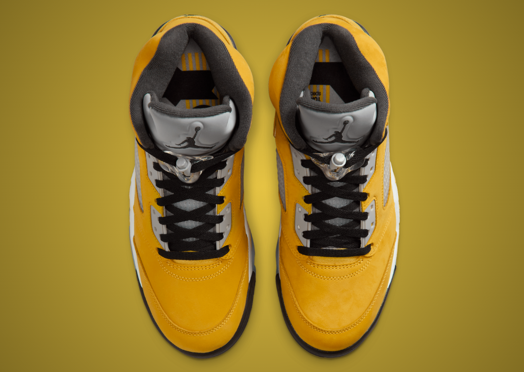 Air Jordan 5 retro　放熱カラー Amazon | Jordan 5 Retro Se メンズシューズ, ユニバーシティ