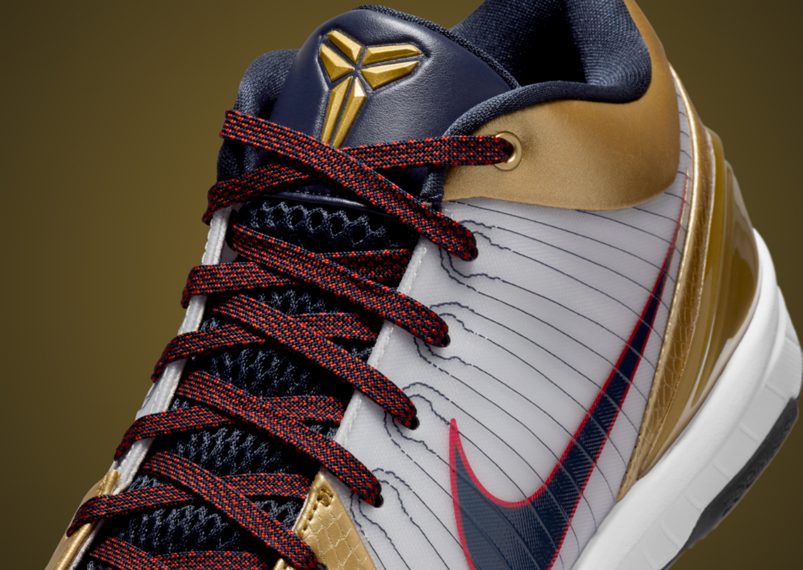 Nike Zoom Kobe 4 Protro Gold Medal Detail