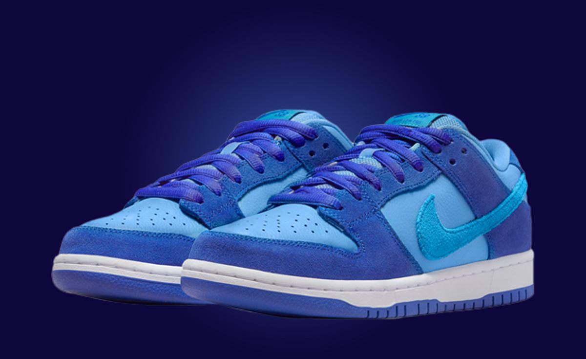Official Look At The Nike SB Dunk Low Blue Raspberry