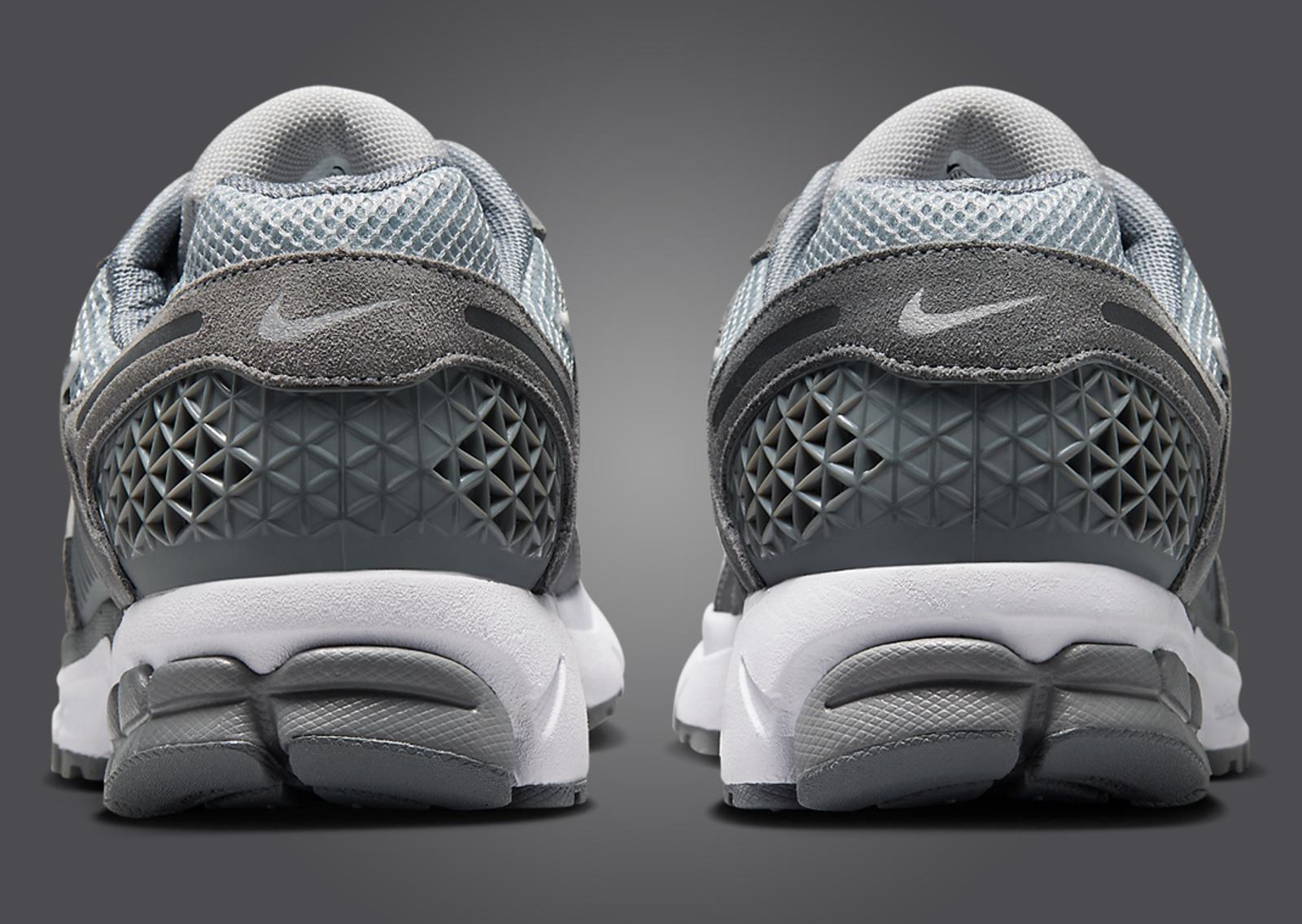 Nike Zoom Vomero 5 Cool Grey Heel