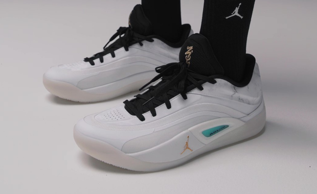 Jordan Zion 4 White Metallic Gold