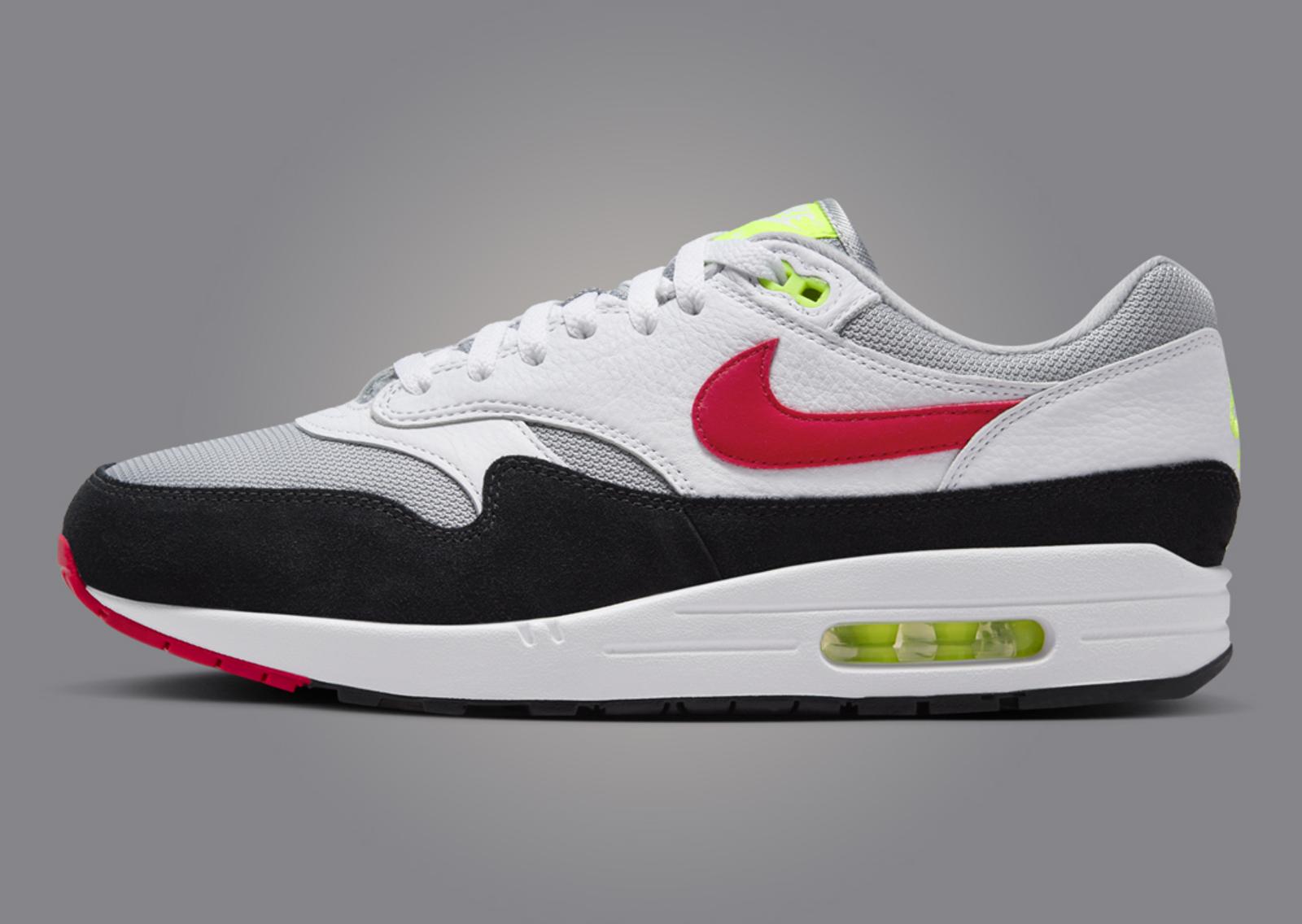 Nike Air Max 1 Chili Volt Lateral