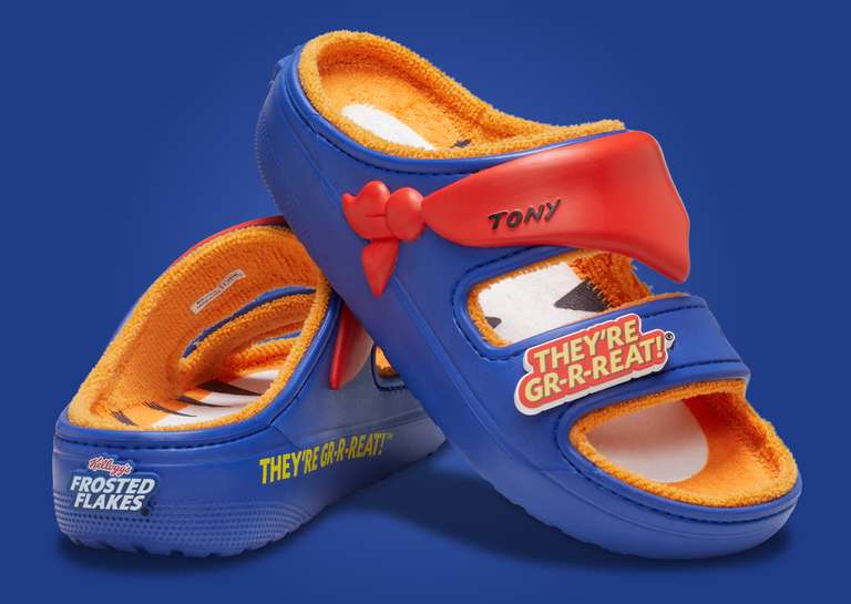 Frosted Flakes x Crocs Cozzzy Sandal Angle