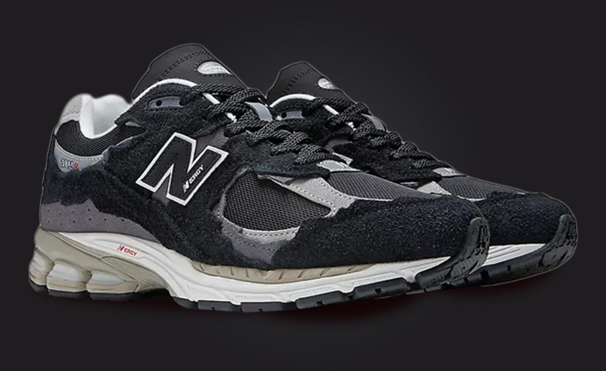 Black Suede Takes Over This New Balance 2002R Protection Pack