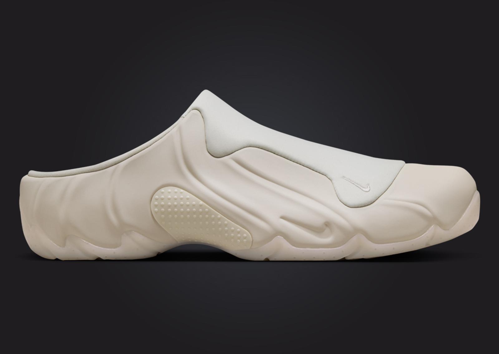 Nike Clogposite Cream Lateral