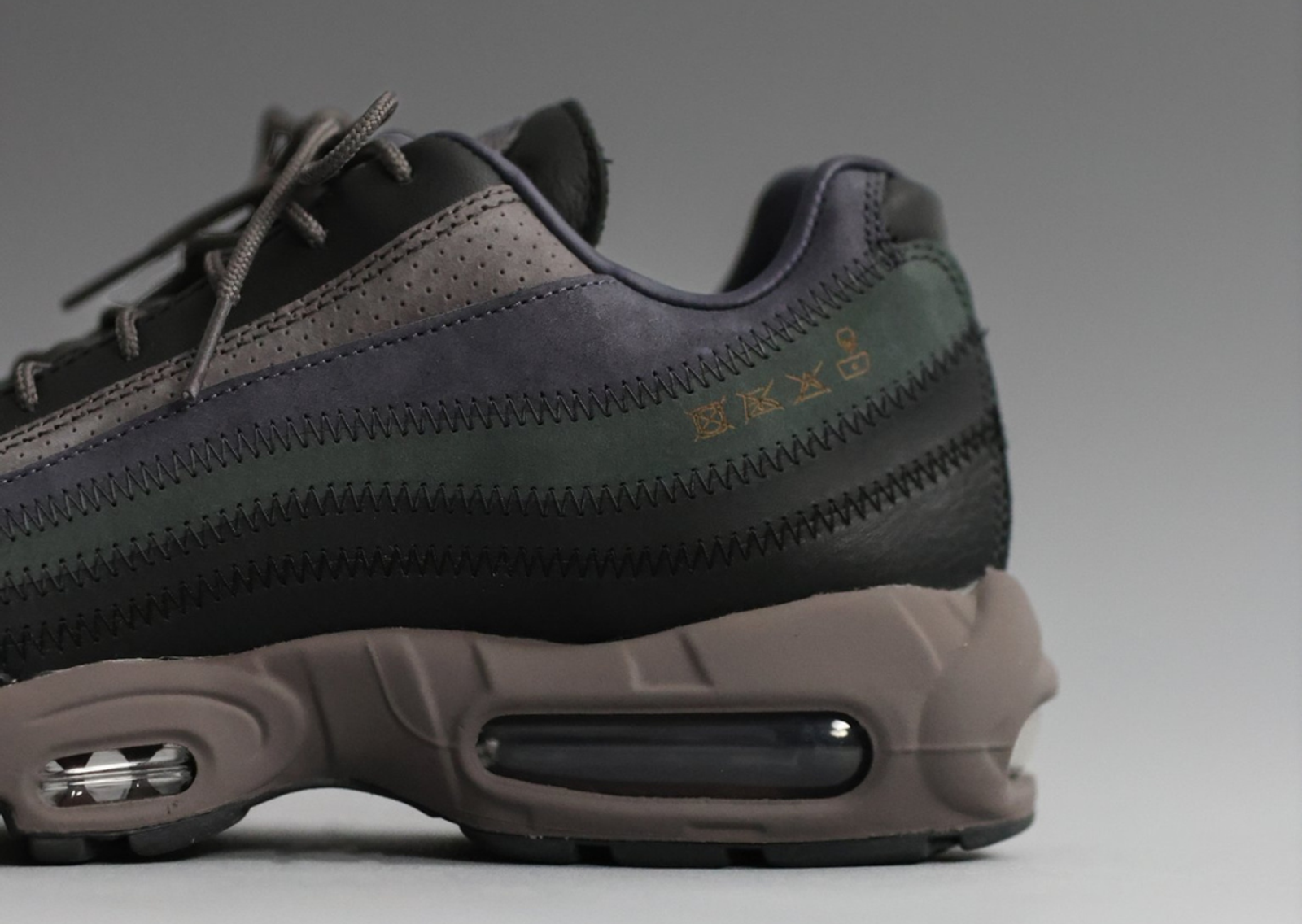 A Ma Maniere x Nike Air Max 95 Diffused Taupe Hand Wash Cold