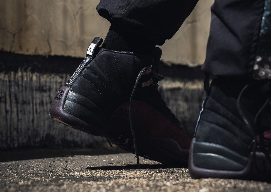 Jordan 12 black on sale suede