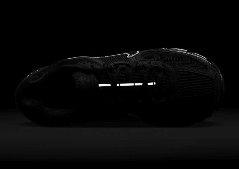 Nike Zoom Vomero 5 Black White 3M Top