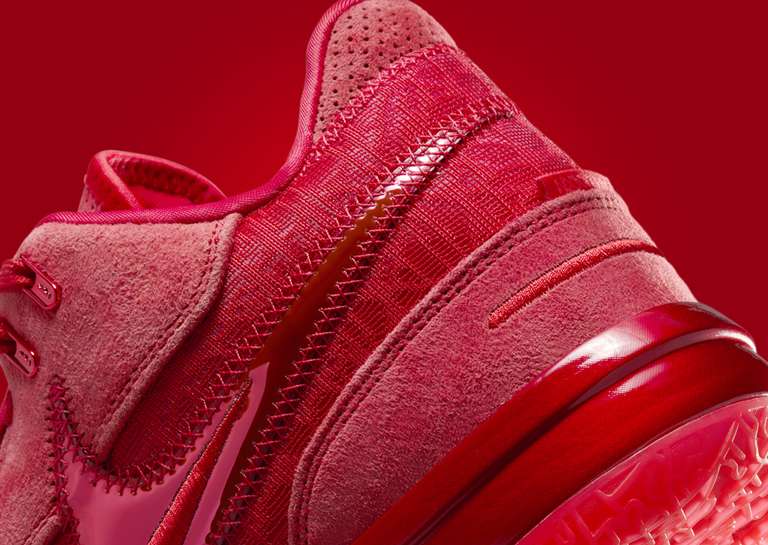 Nike LeBron NXXT Gen AMPD Red October Heel Detail