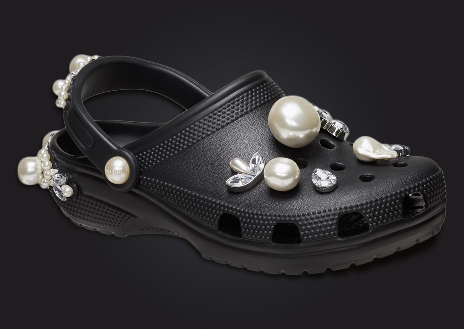 Simone Rocha x Crocs Classic Clog Black Angle