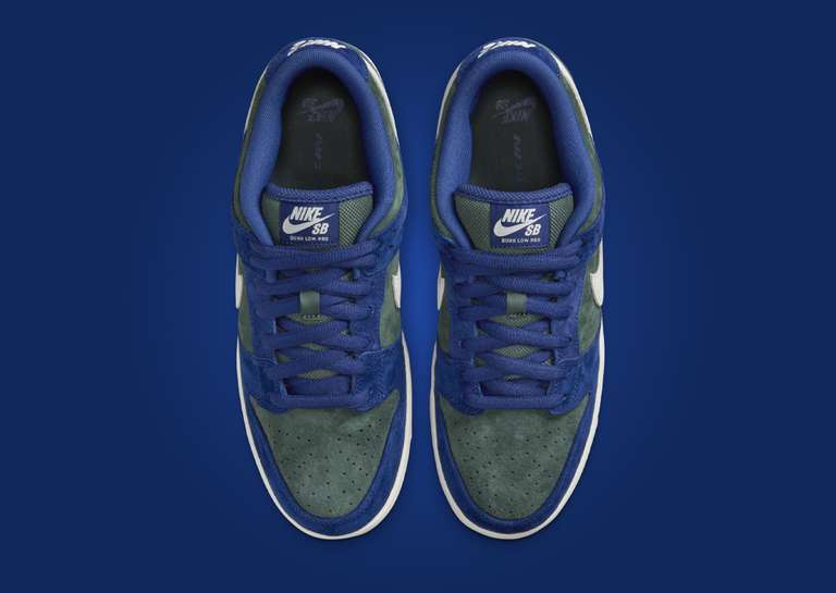 Nike SB Dunk Low Deep Royal Blue Vintage Green Top