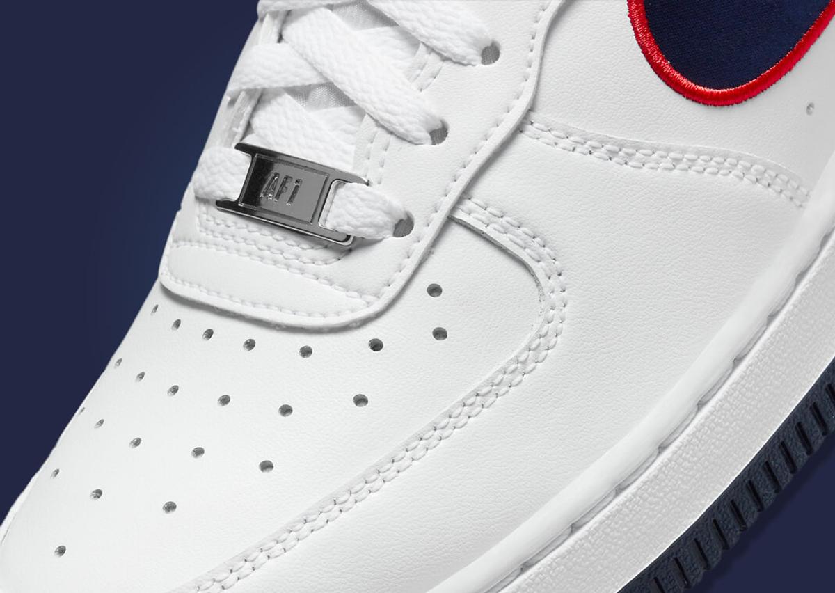Houston Comets Nike Dunk Low 'Four-Peat' Release Info: How to Buy It –  Footwear News